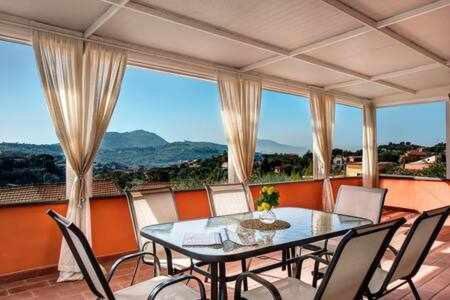 Gocce Villas - Villa De Flores Country Style Villa With Pool Масса-Лубренсе Екстер'єр фото