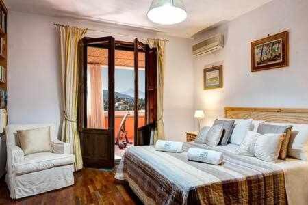 Gocce Villas - Villa De Flores Country Style Villa With Pool Масса-Лубренсе Екстер'єр фото