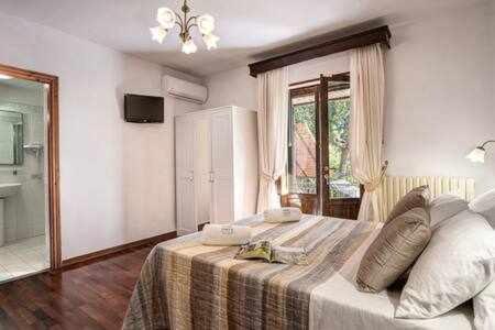 Gocce Villas - Villa De Flores Country Style Villa With Pool Масса-Лубренсе Екстер'єр фото