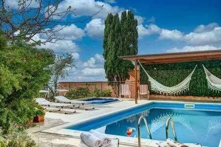 Gocce Villas - Villa De Flores Country Style Villa With Pool Масса-Лубренсе Екстер'єр фото